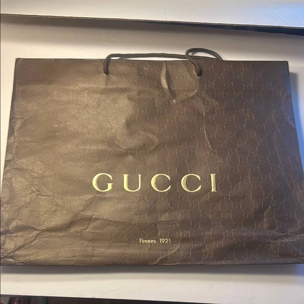Gucci ⚜️ Brown Shopping Bag Brown and Gold Gear for Gifts Parties